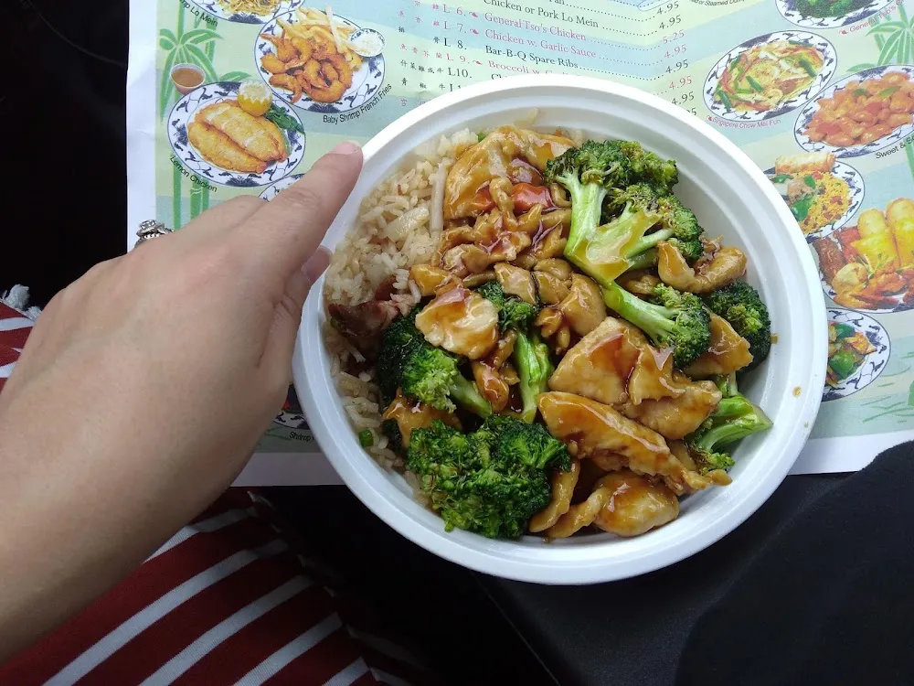 Steamed Chicken w Broccoli